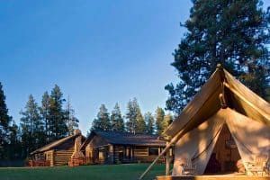 Paws Up Montana luxury family friendly hotels