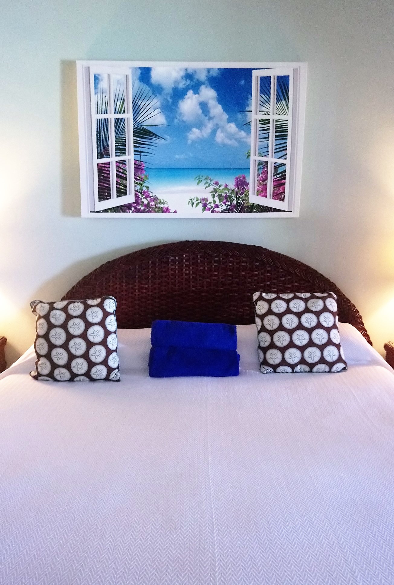 Interior design of a Beachfront Room at Pineapple Beach Club Antigua