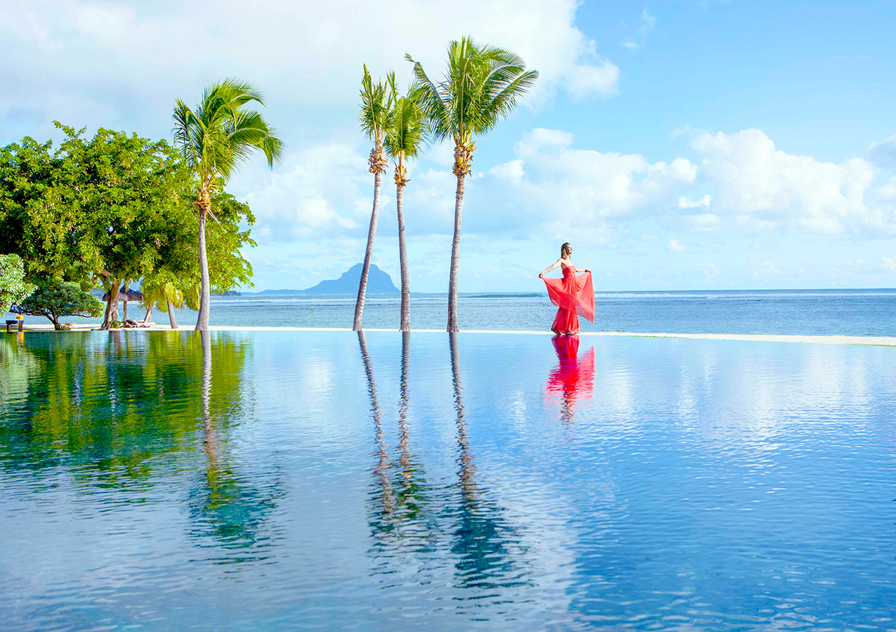 Infinity Pool at Maradiva Villas Resort & Spa in Mauritius